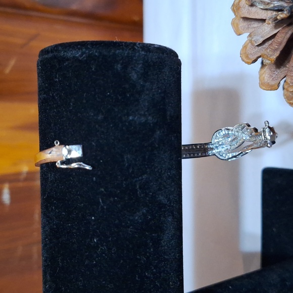 Baguettes and princess cut Sapphire bracelet. - Picture 5 of 6